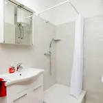 Nina- One Bedroom With Sea View Apt1 公寓 *