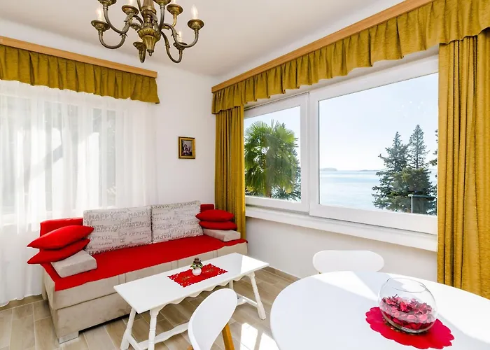 公寓 Nina- One Bedroom With Sea View Apt1 米利尼