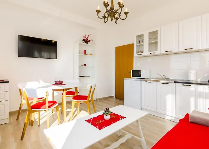 公寓 Nina- One Bedroom With Sea View Apt1