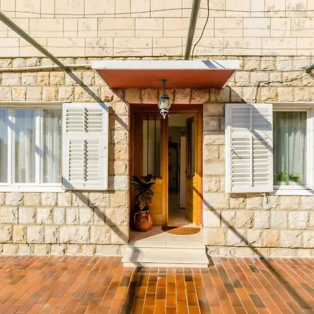 Apartment Nina- One Bedroom With Sea View Apt1 *